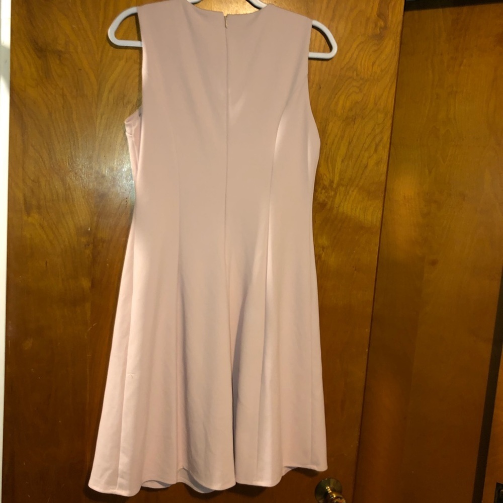 𝅺Ivanka Trump dress Light Pink Sleeveless Size 6 - Picture 2 of 4